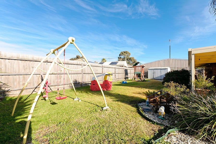 17 Axminster Drive, CRAIGIEBURN VIC 3064, Craigieburn - Thumbnail 8