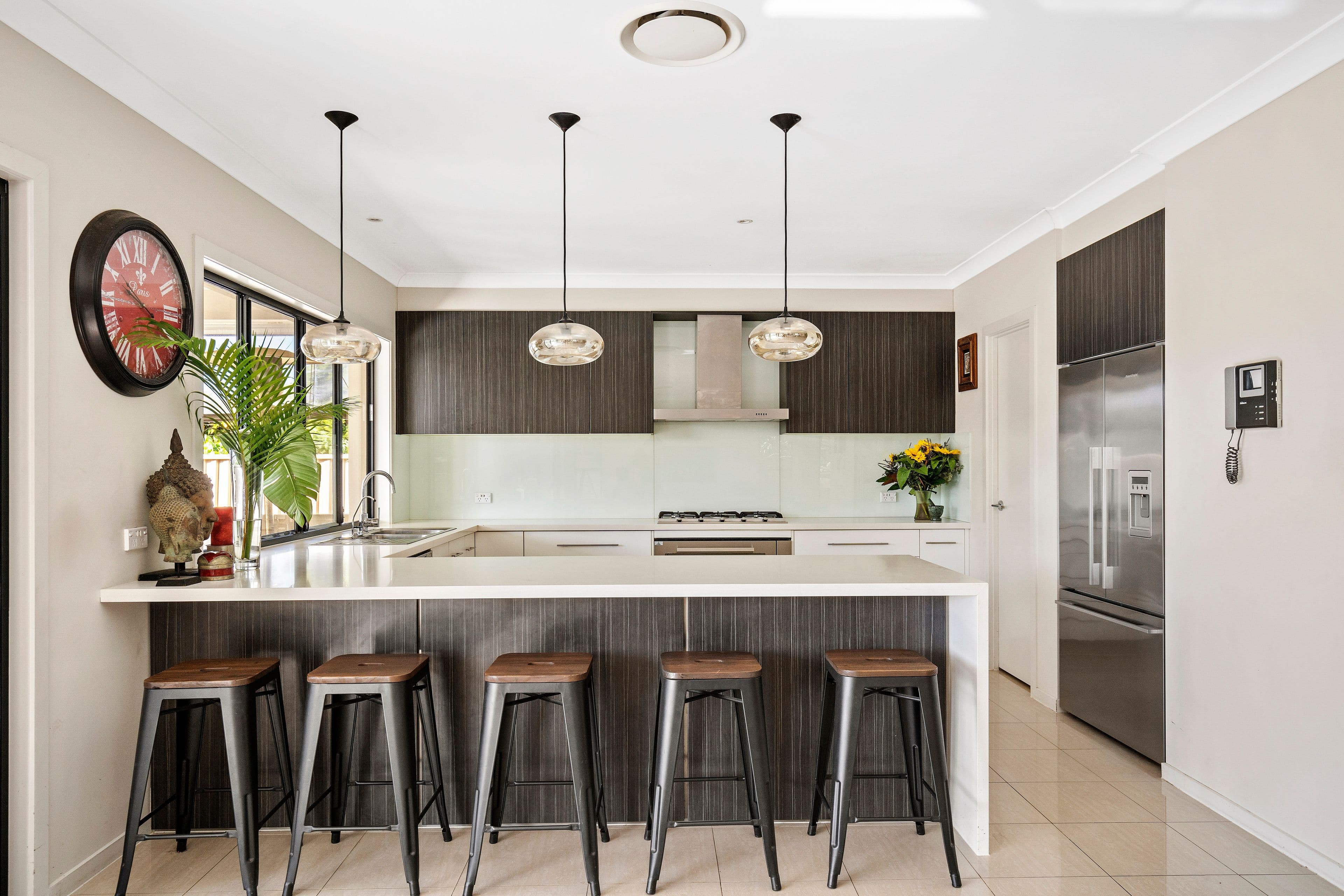 6 Ilkinia Avenue, Broadbeach Waters QLD 4218, Broadbeach Waters - Thumbnail 3