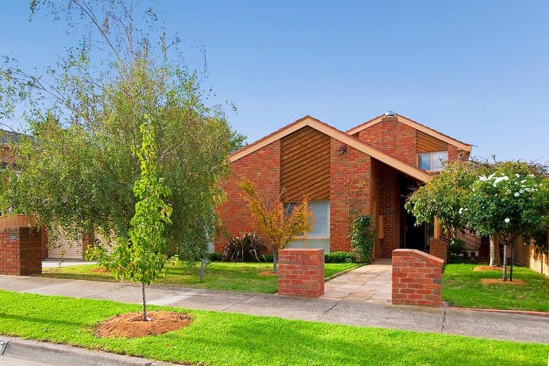 5 Wyndarra Crescent, DINGLEY VILLAGE VIC 3172, Dingley Village - Thumbnail 2