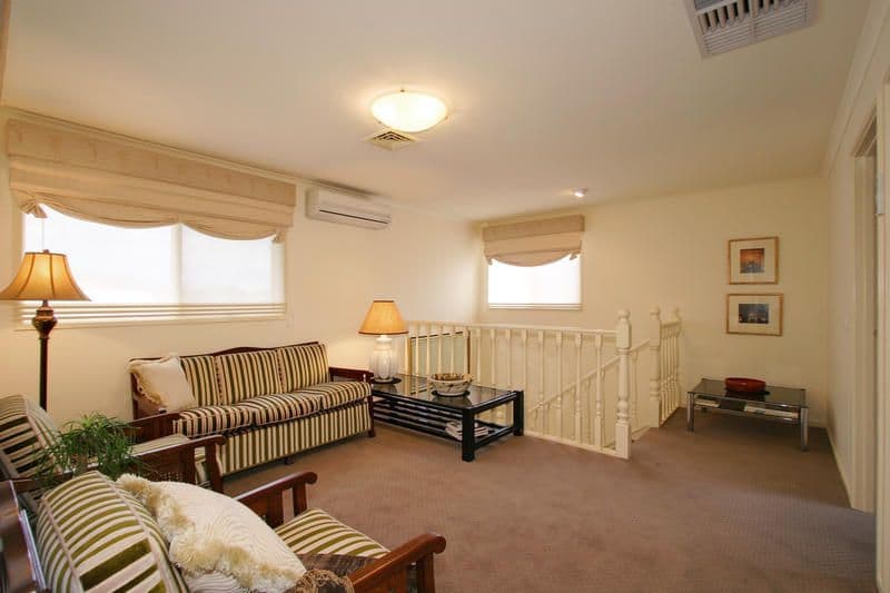 5 Wyndarra Crescent, DINGLEY VILLAGE VIC 3172, Dingley Village - Thumbnail 8