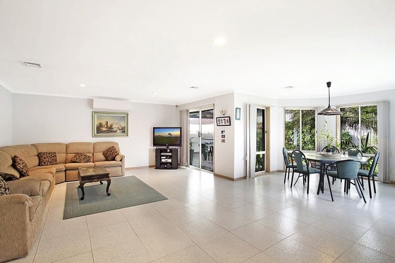 3 Cunningham Close, ASPENDALE GARDENS VIC 3195, Aspendale Gardens - Thumbnail 2