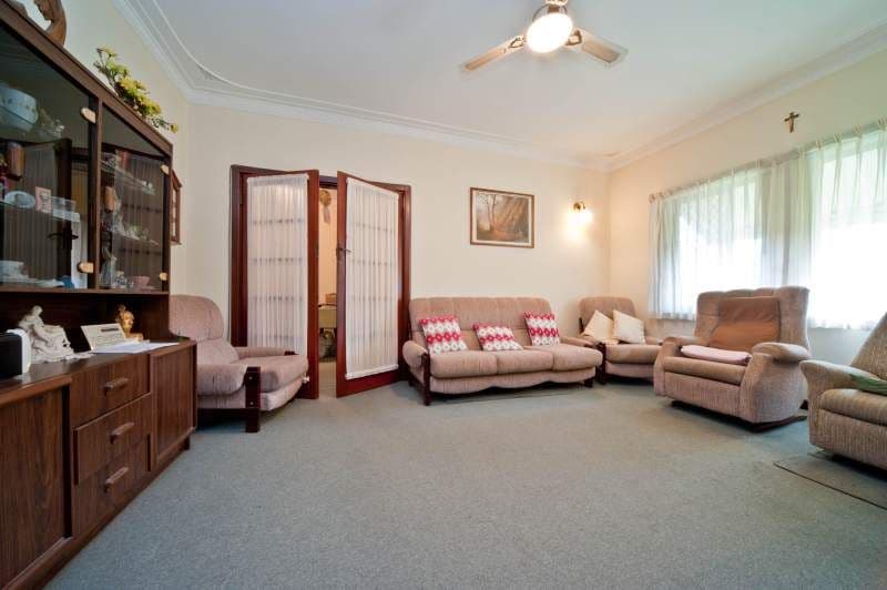 40 Hill View Terrace, ST JAMES WA 6102, St James - Thumbnail 3