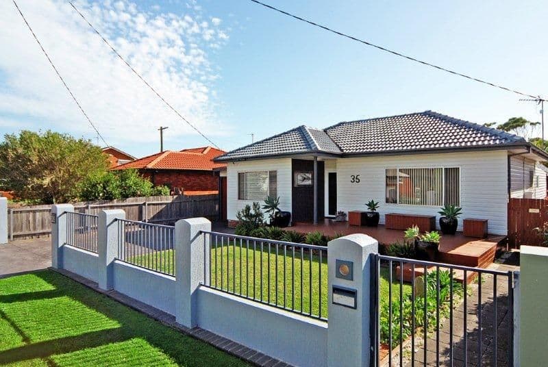 35 Woodford Avenue, WARILLA NSW 2528, Warilla - Image 1