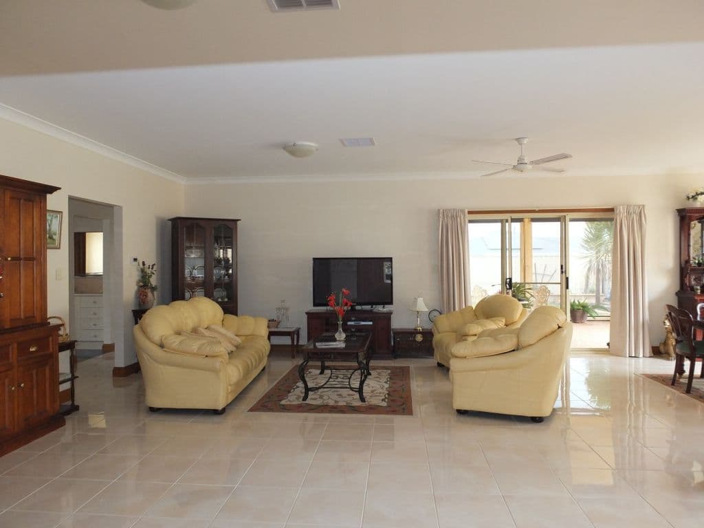 21 Price Street, WALLAROO SA 5556, Wallaroo - Thumbnail 6