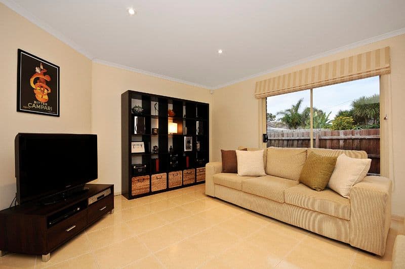 31 James Road, FERNTREE GULLY VIC 3156, Ferntree Gully - Thumbnail 2