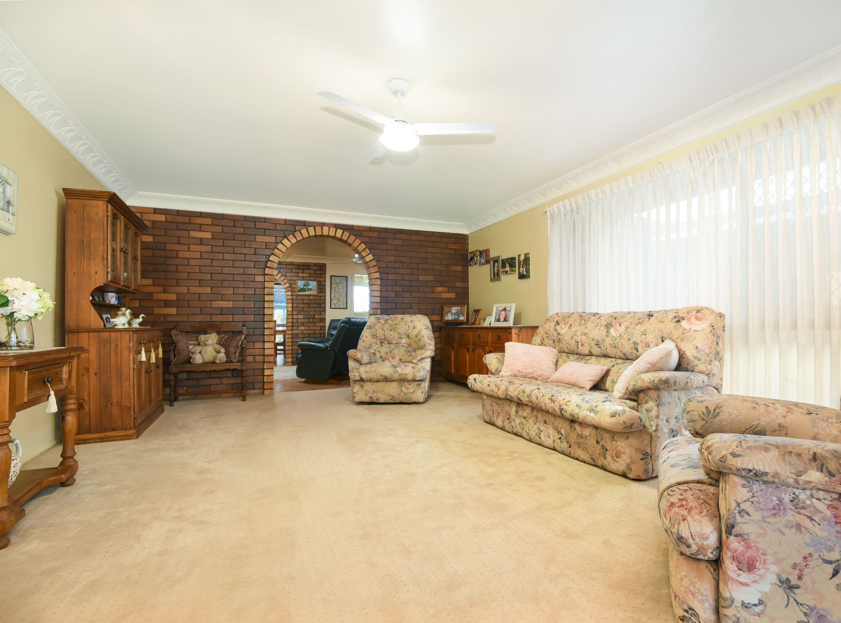 10 Lotus Crescent, Centenary Heights QLD 4350, Centenary Heights - Thumbnail 4