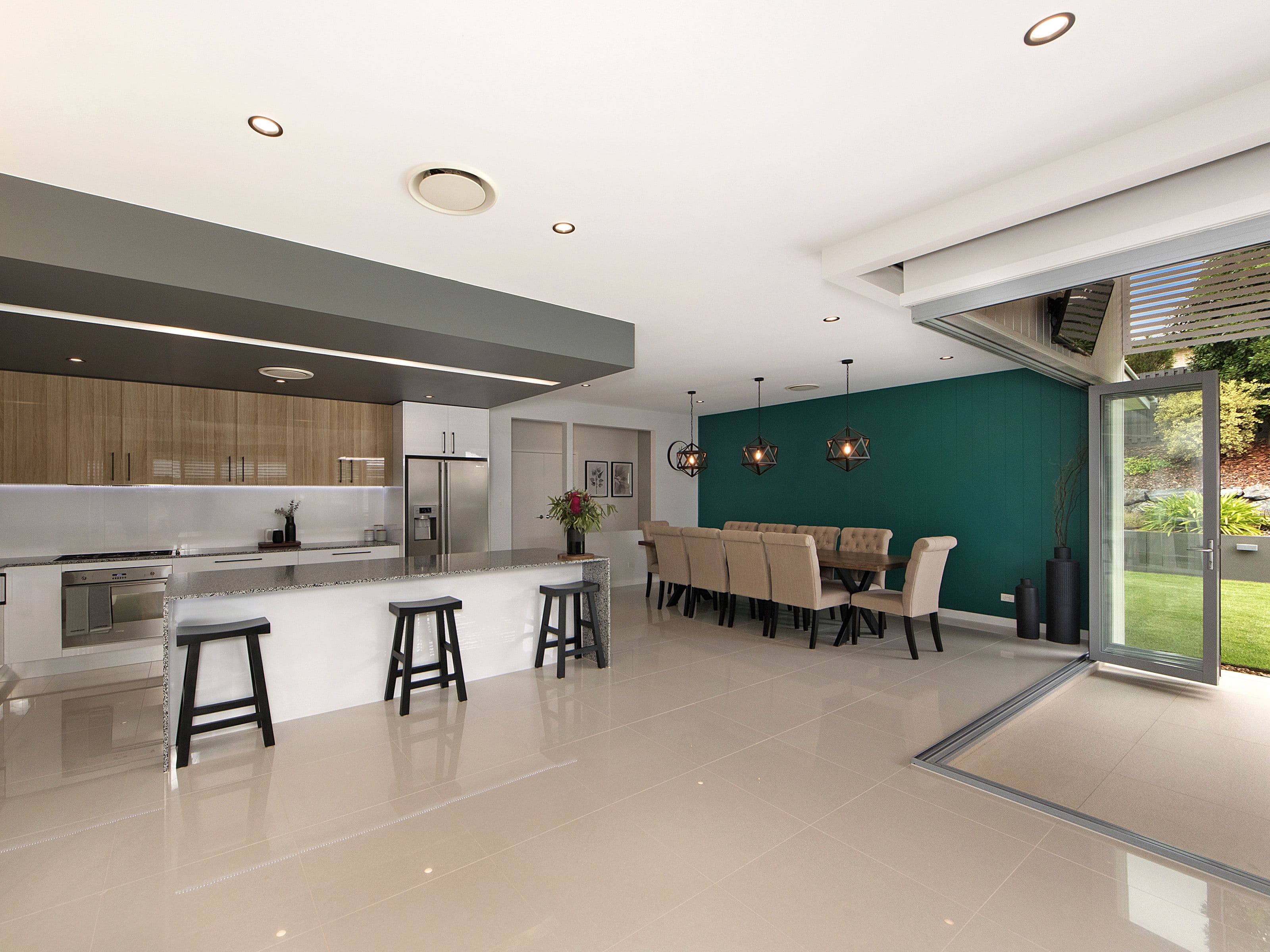 8 Greenview Drive, Upper Coomera QLD 4209, Upper Coomera - Thumbnail 5