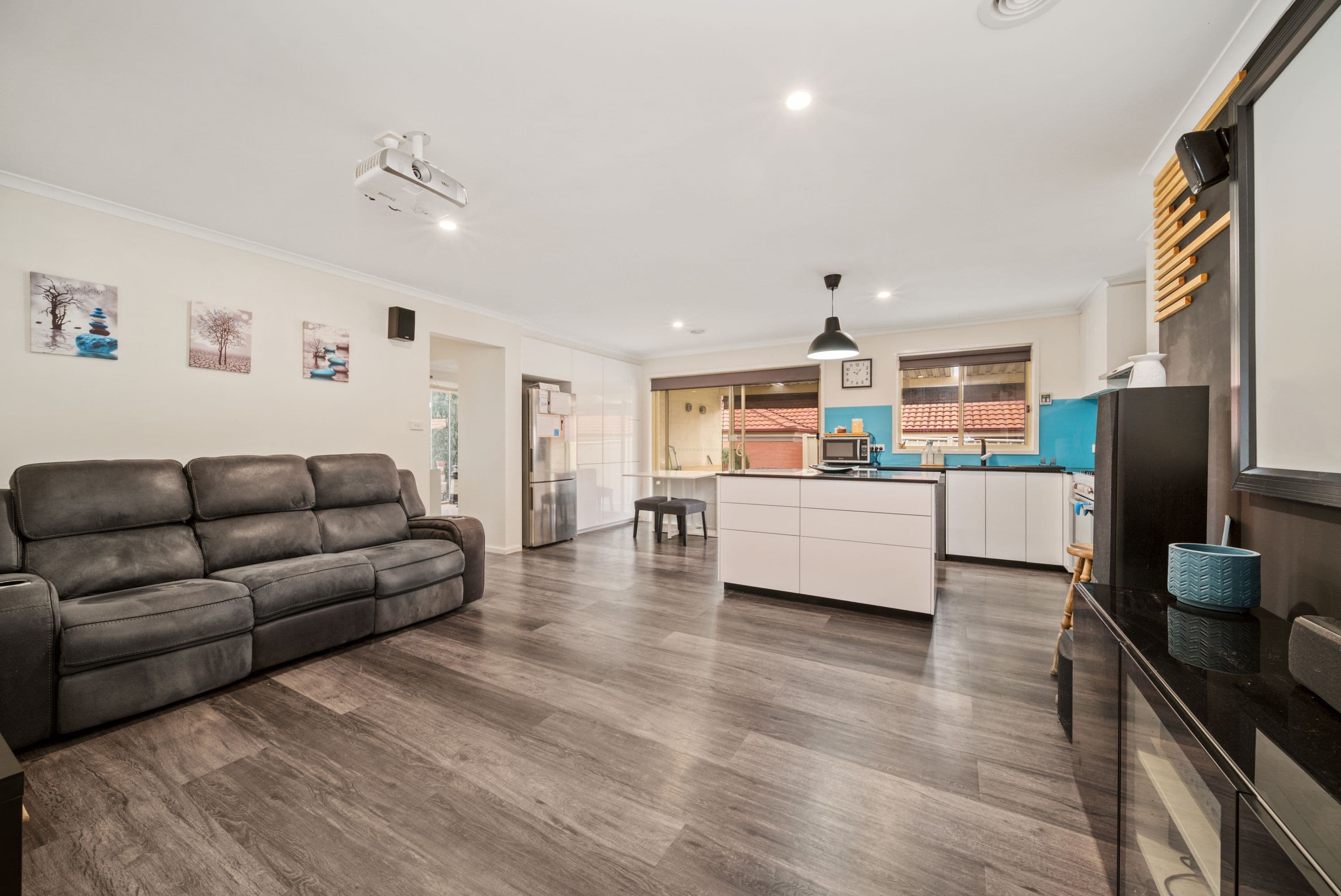 77 Hugh Mckay Crescent, Dunlop ACT 2615, Dunlop - Thumbnail 5