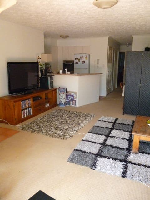 2 Brake Street, BURLEIGH HEADS QLD 4220, Burleigh Heads - Thumbnail 7