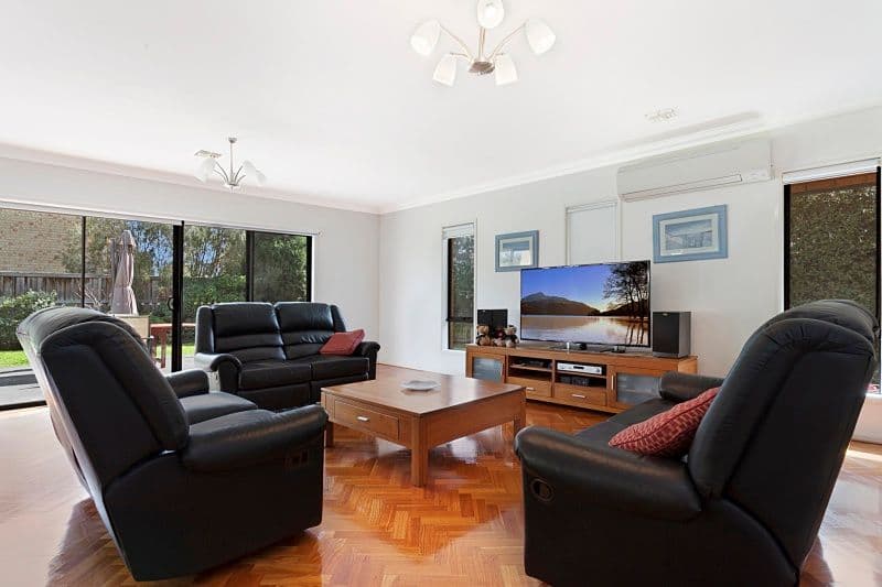 1 Waterlily Court, Waterways VIC 3195, Waterways - Thumbnail 4