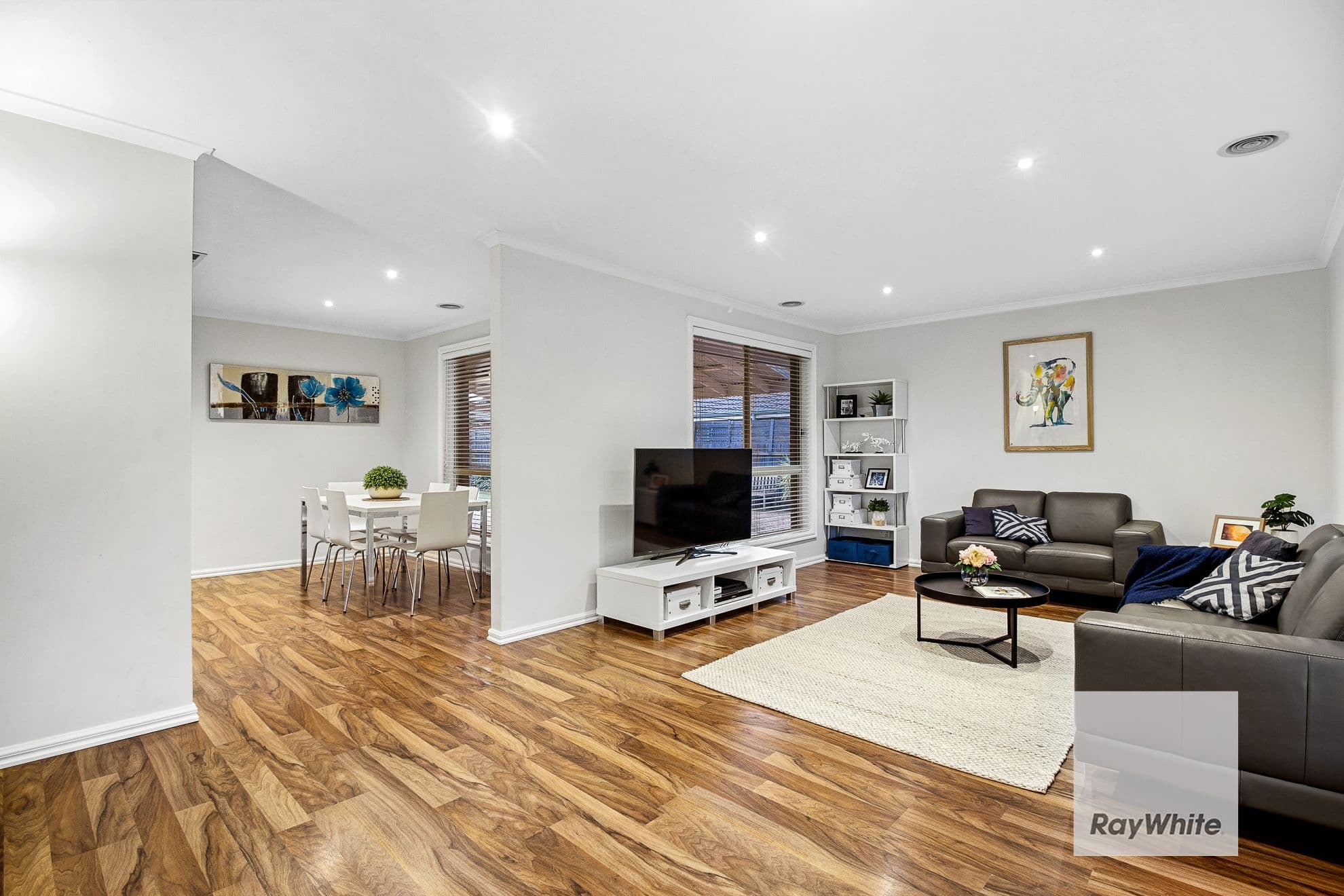 13 Burnley Grove, Taylors Hill VIC 3037, Taylors Hill - Thumbnail 4