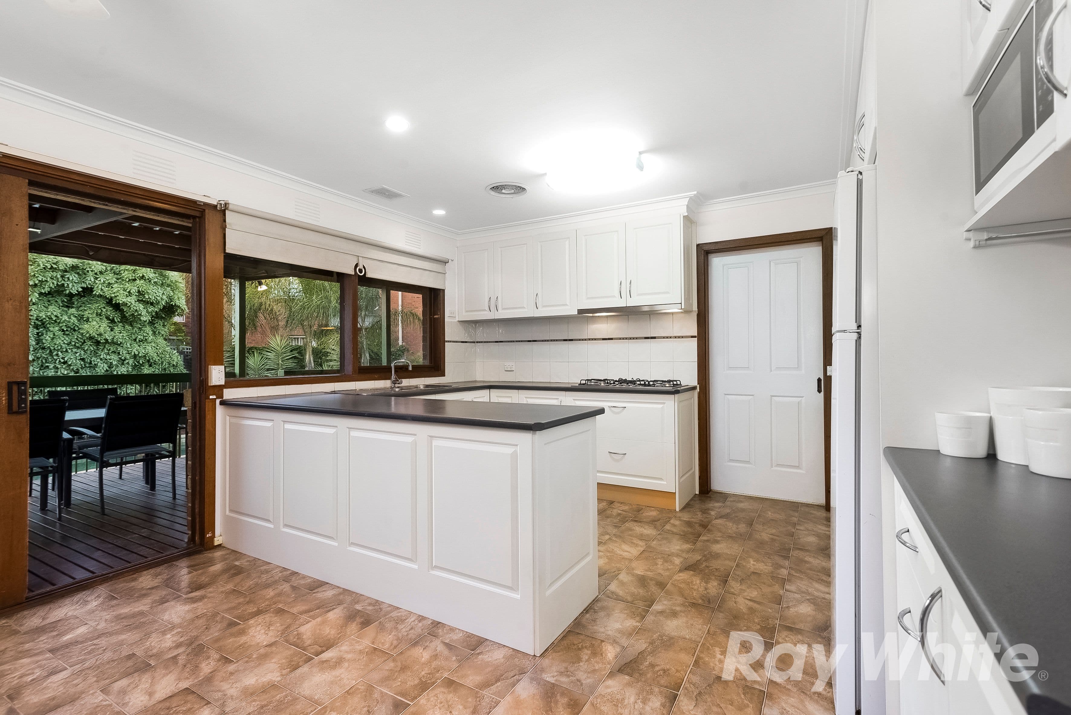 2 Cerise Place, Mulgrave VIC 3170, Mulgrave - Thumbnail 2