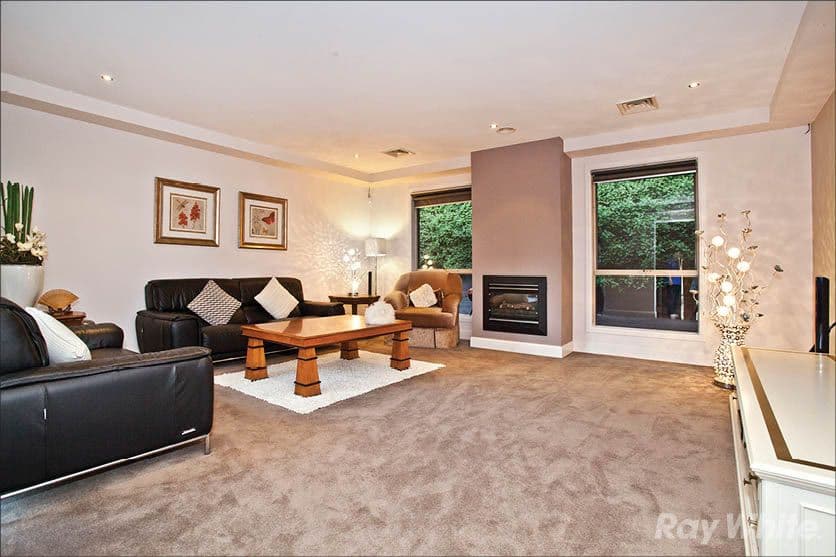 8 Shirley Avenue, Glen Waverley VIC 3150, Glen Waverley - Thumbnail 7