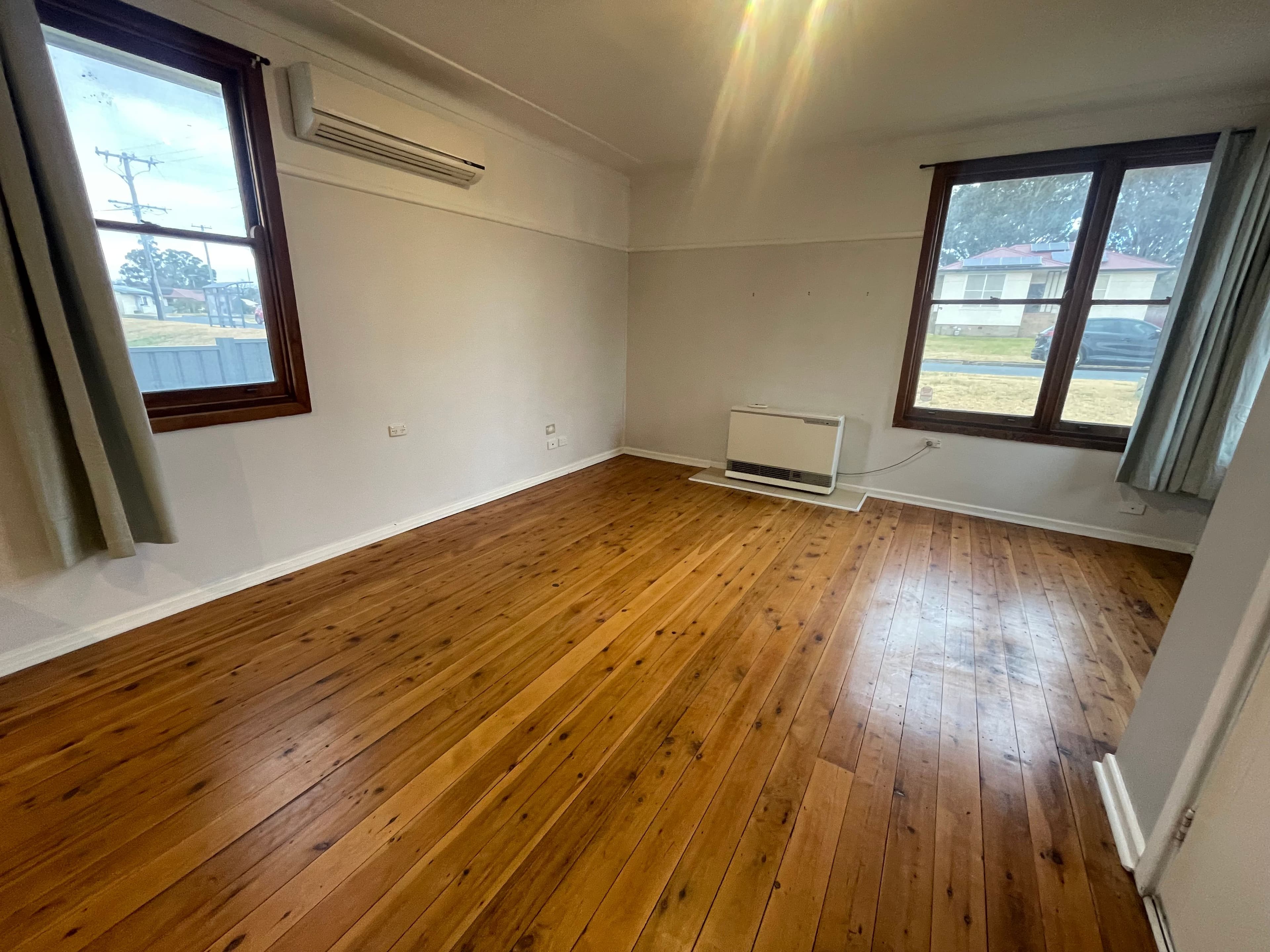 31 Churchill Street, Goulburn NSW 2580, Goulburn - Thumbnail 2