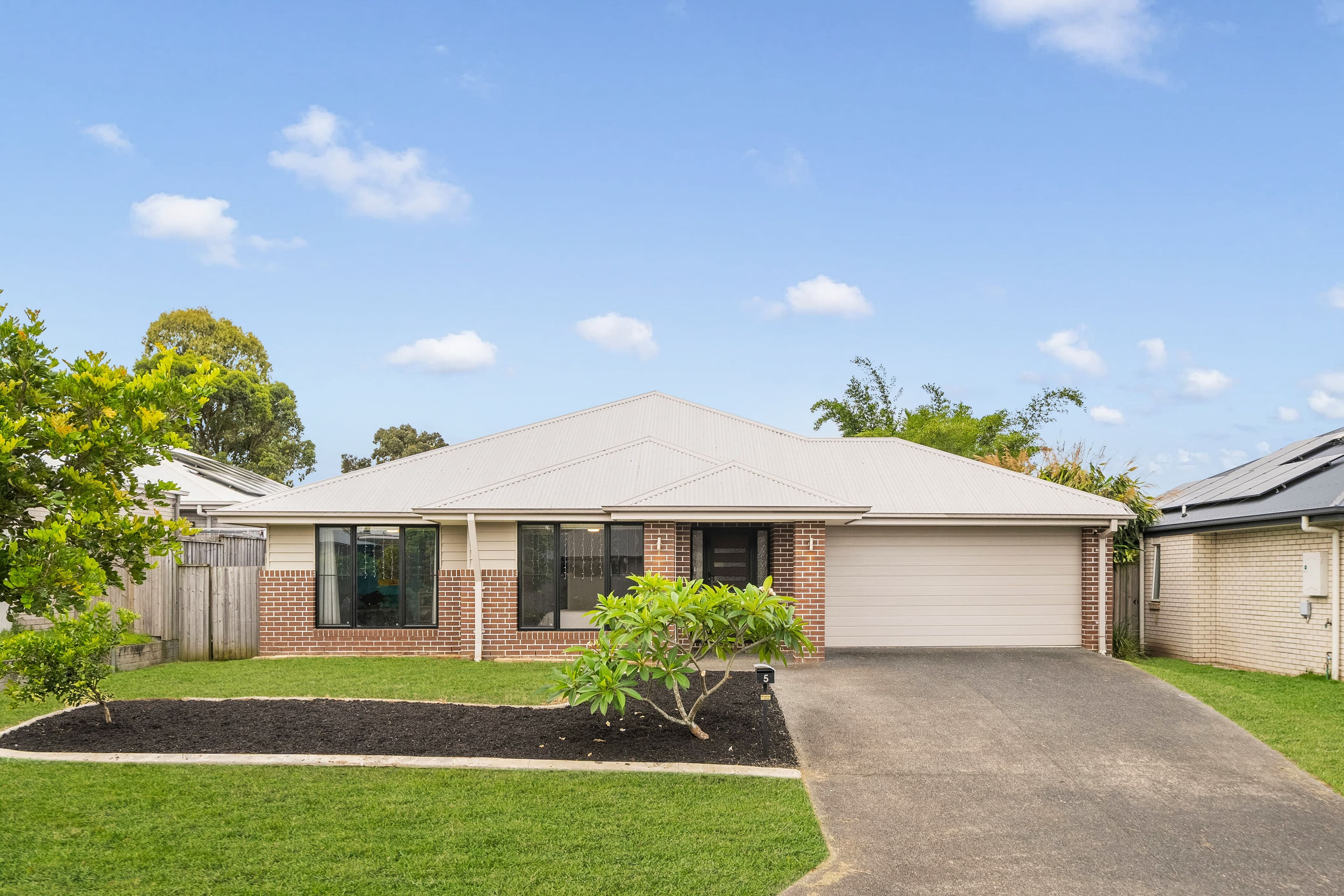 5 Dalray Street, Kallangur QLD 4503, Kallangur - Image 1