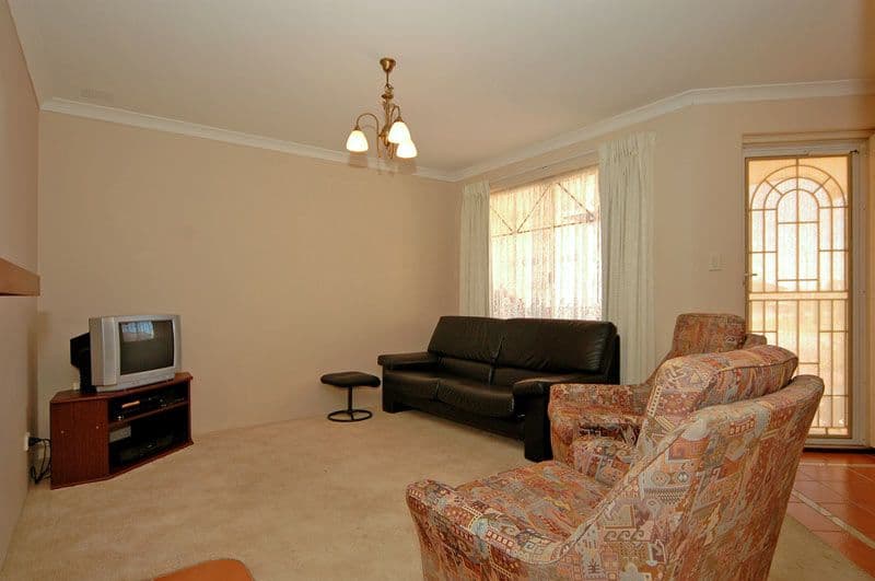 12  Ranthus Avenue, BEECHBORO WA 6063, Beechboro - Thumbnail 2