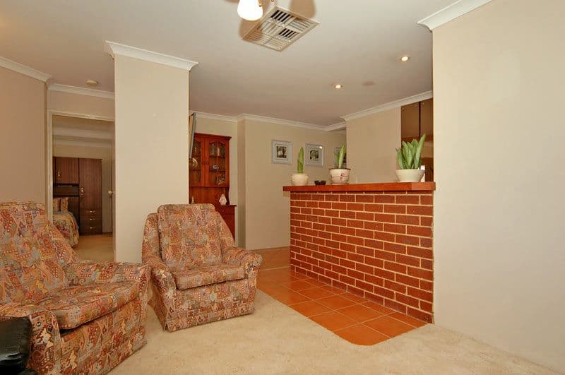 12  Ranthus Avenue, BEECHBORO WA 6063, Beechboro - Thumbnail 3