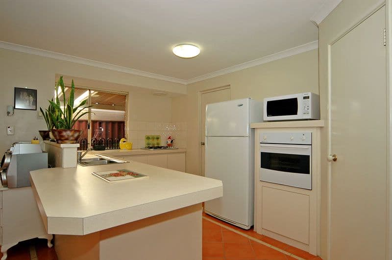 12  Ranthus Avenue, BEECHBORO WA 6063, Beechboro - Thumbnail 8