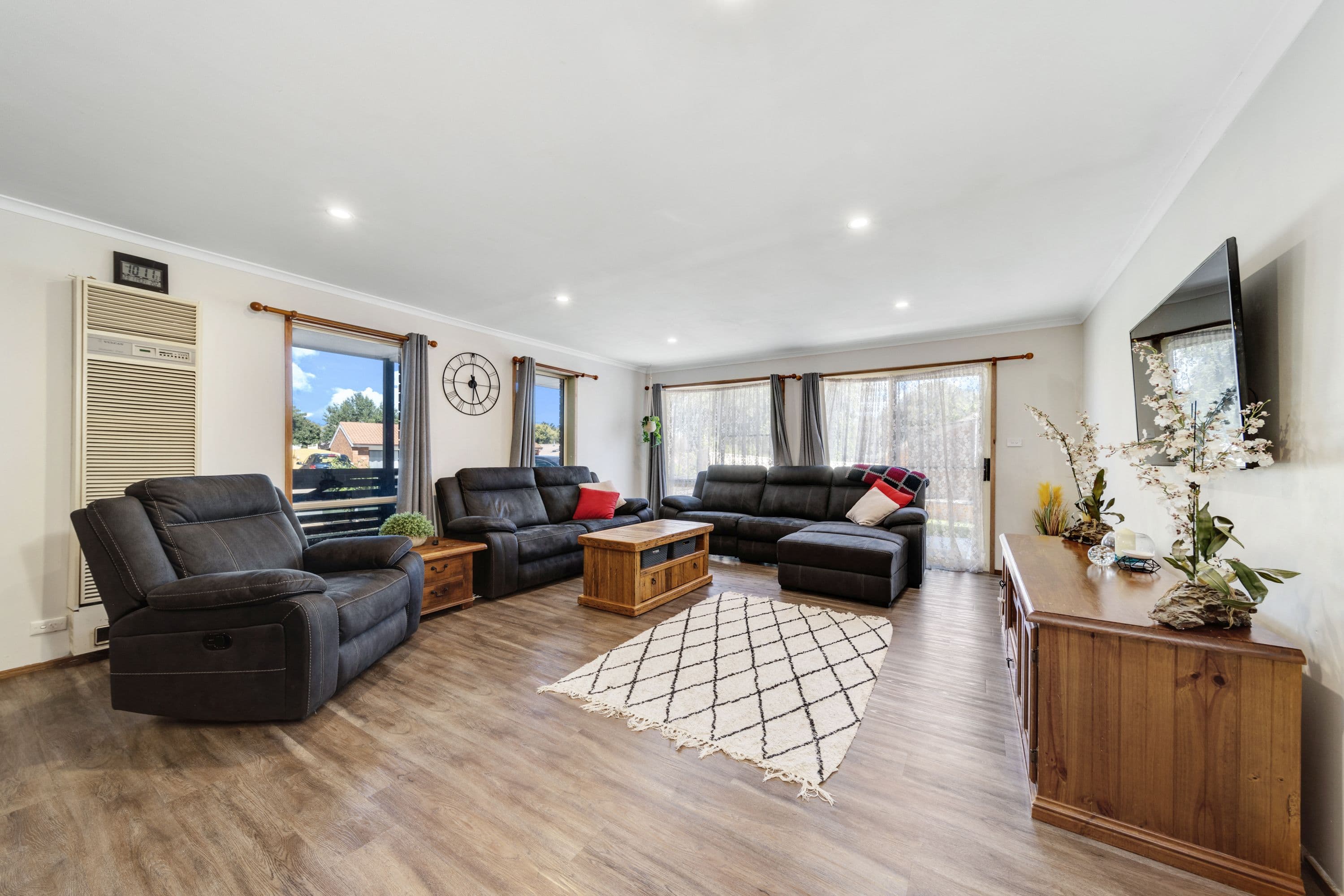 10 Mathews Place, Banks ACT 2906, Banks - Thumbnail 3