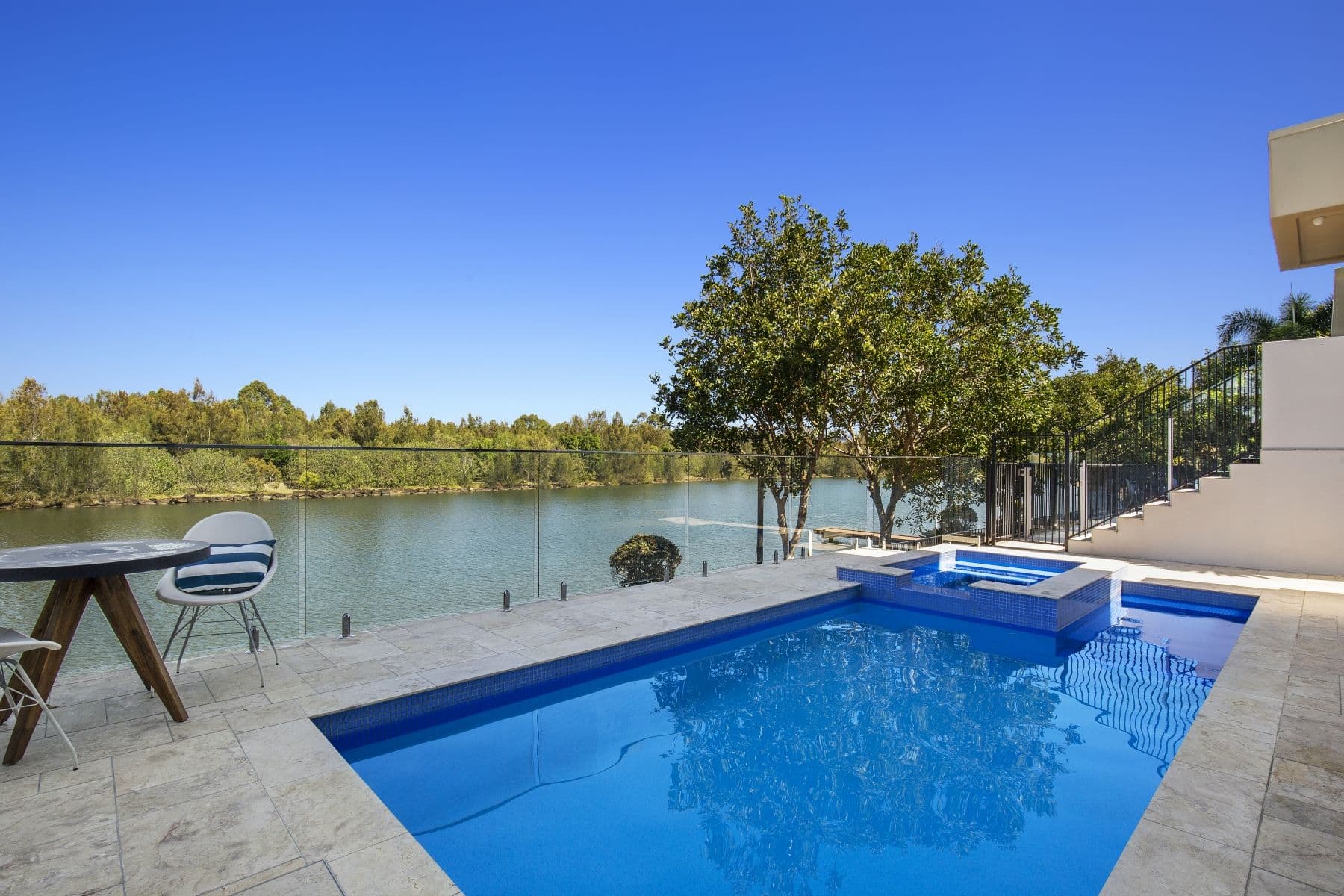 5010 Emerald Island Drive, Carrara QLD 4211, Carrara - Thumbnail 4