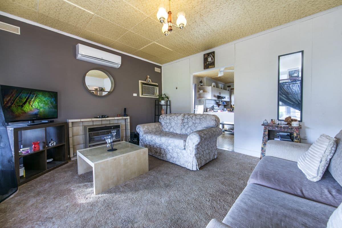 21 Hinsley Road, Smithfield Plains SA 5114, Smithfield Plains - Thumbnail 2