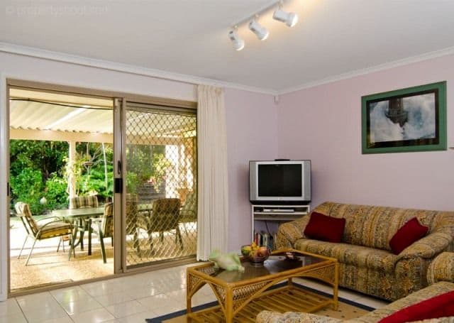 9 Casuarina Court, NOOSAVILLE QLD 4566, Noosaville - Thumbnail 5
