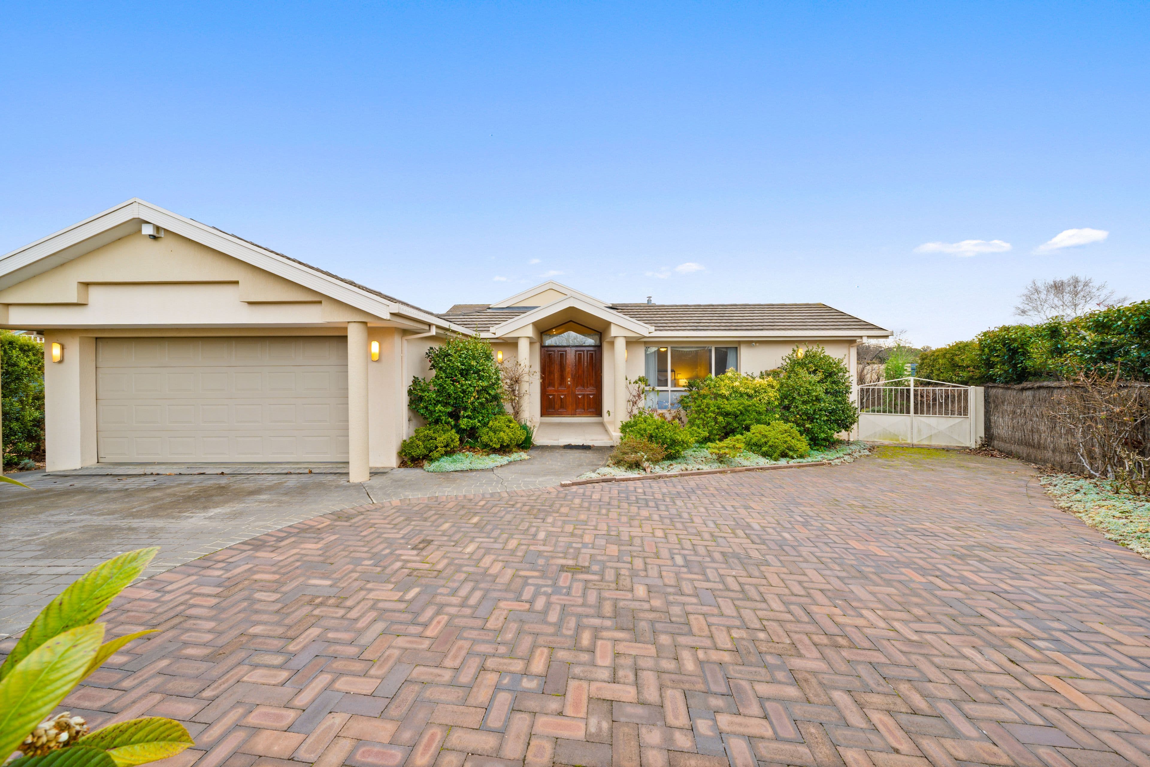 6 Soutar Place, Kambah ACT 2902, Kambah - Thumbnail 2