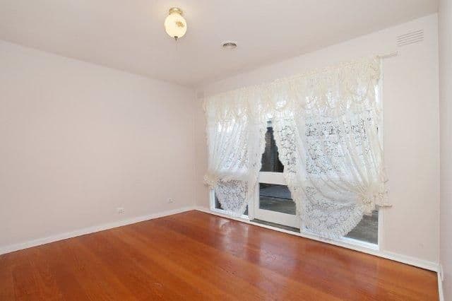 27 Canberra Avenue, HOPPERS CROSSING VIC 3029, Hoppers Crossing - Thumbnail 6