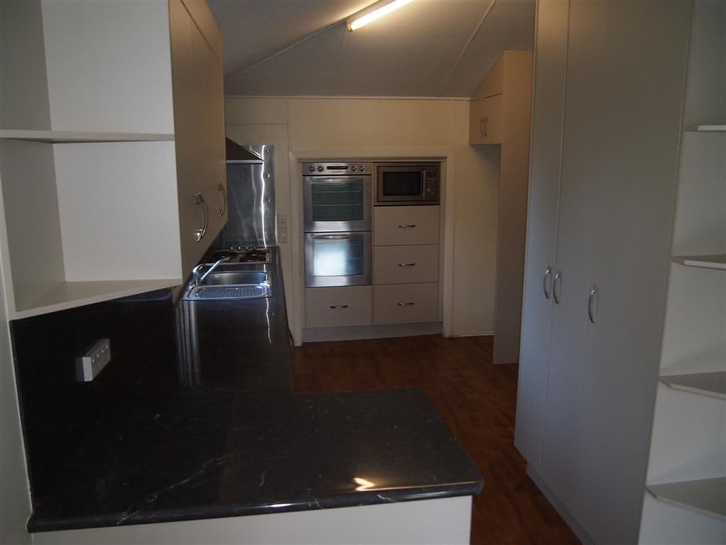 66 Ramptons Road, Eltham North, Eltham North - Thumbnail 2