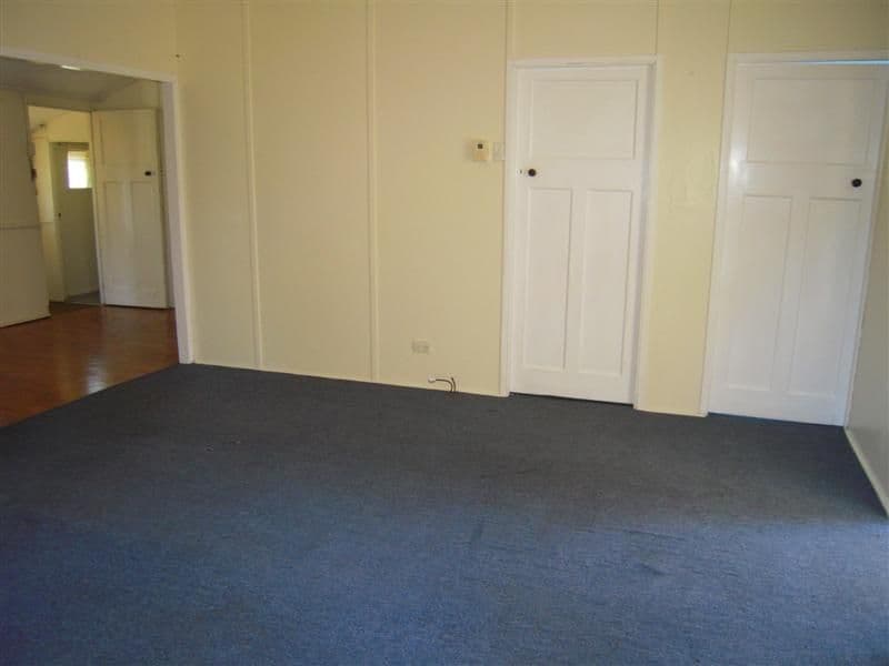 66 Ramptons Road, Eltham North, Eltham North - Thumbnail 4