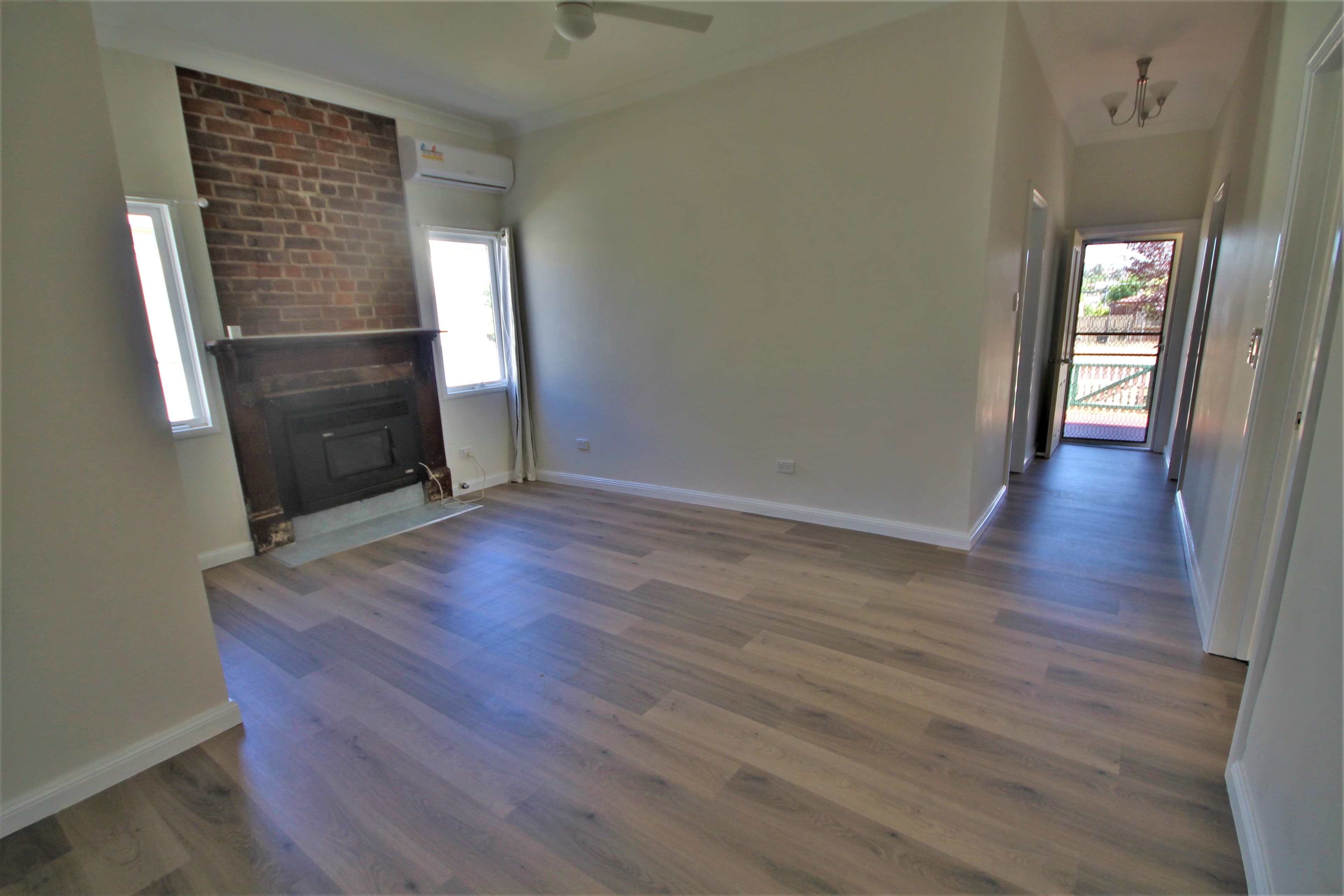 81 Edwards Street, Young - Thumbnail 3