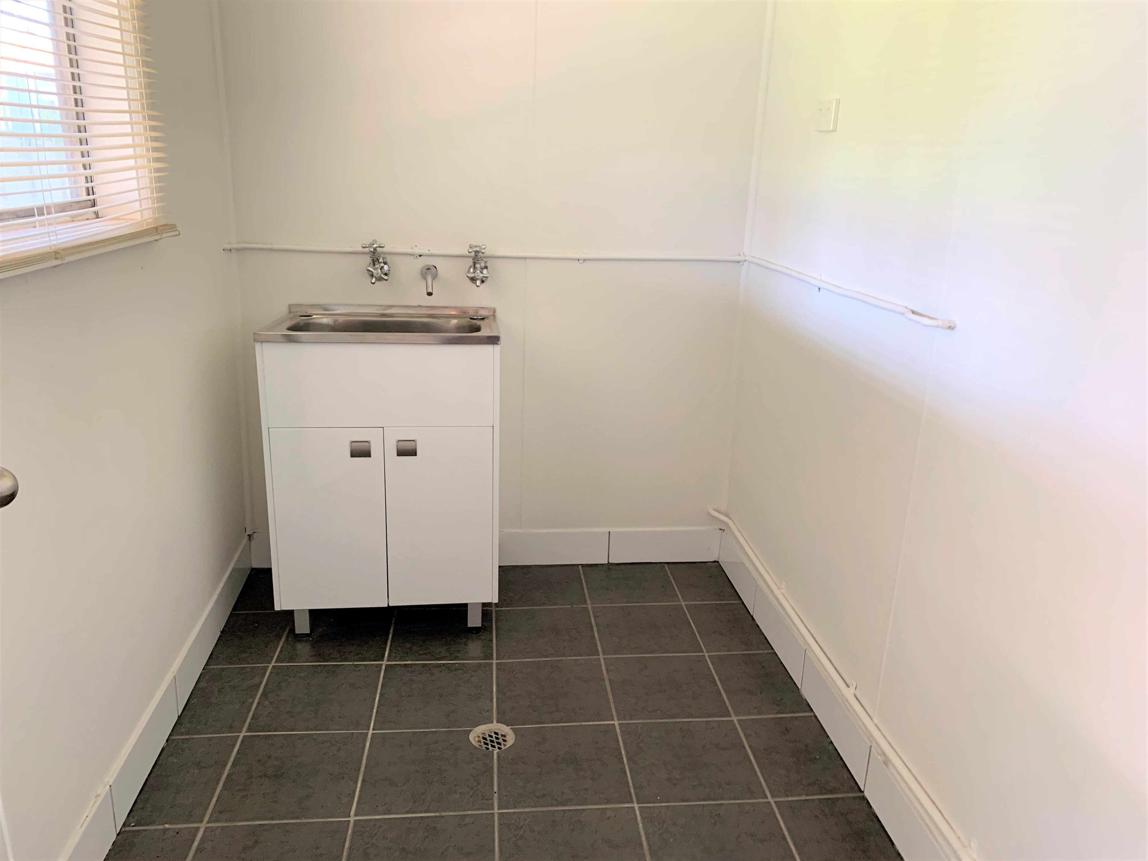 81 Edwards Street, Young - Thumbnail 7