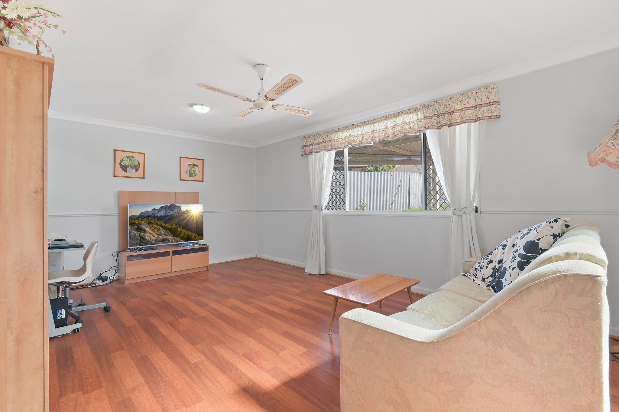 52 Glyndebourne Avenue, Thornlie WA 6108, Thornlie - Thumbnail 8