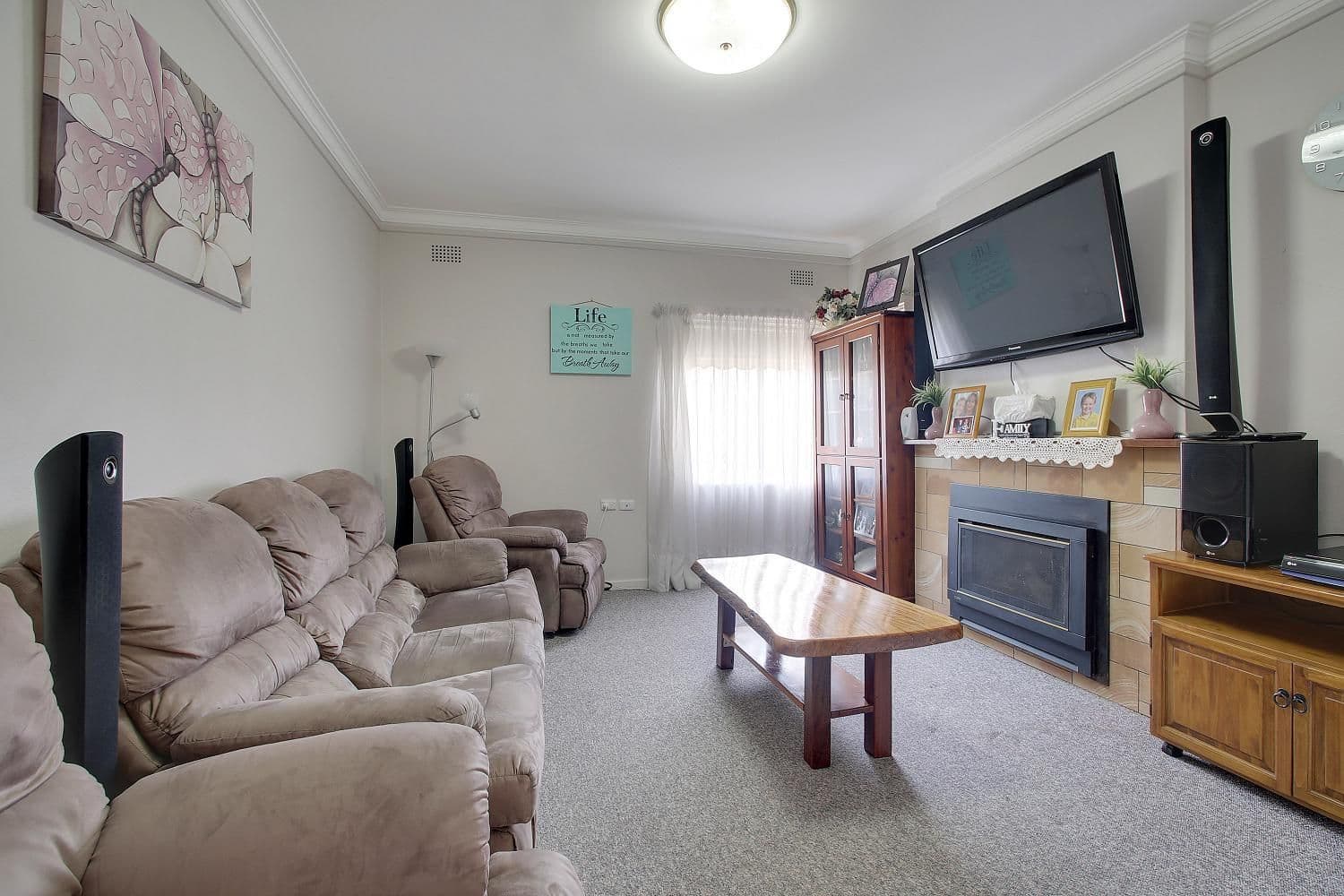 22 Wheatley Avenue, GOULBURN NSW 2580, Goulburn - Thumbnail 2