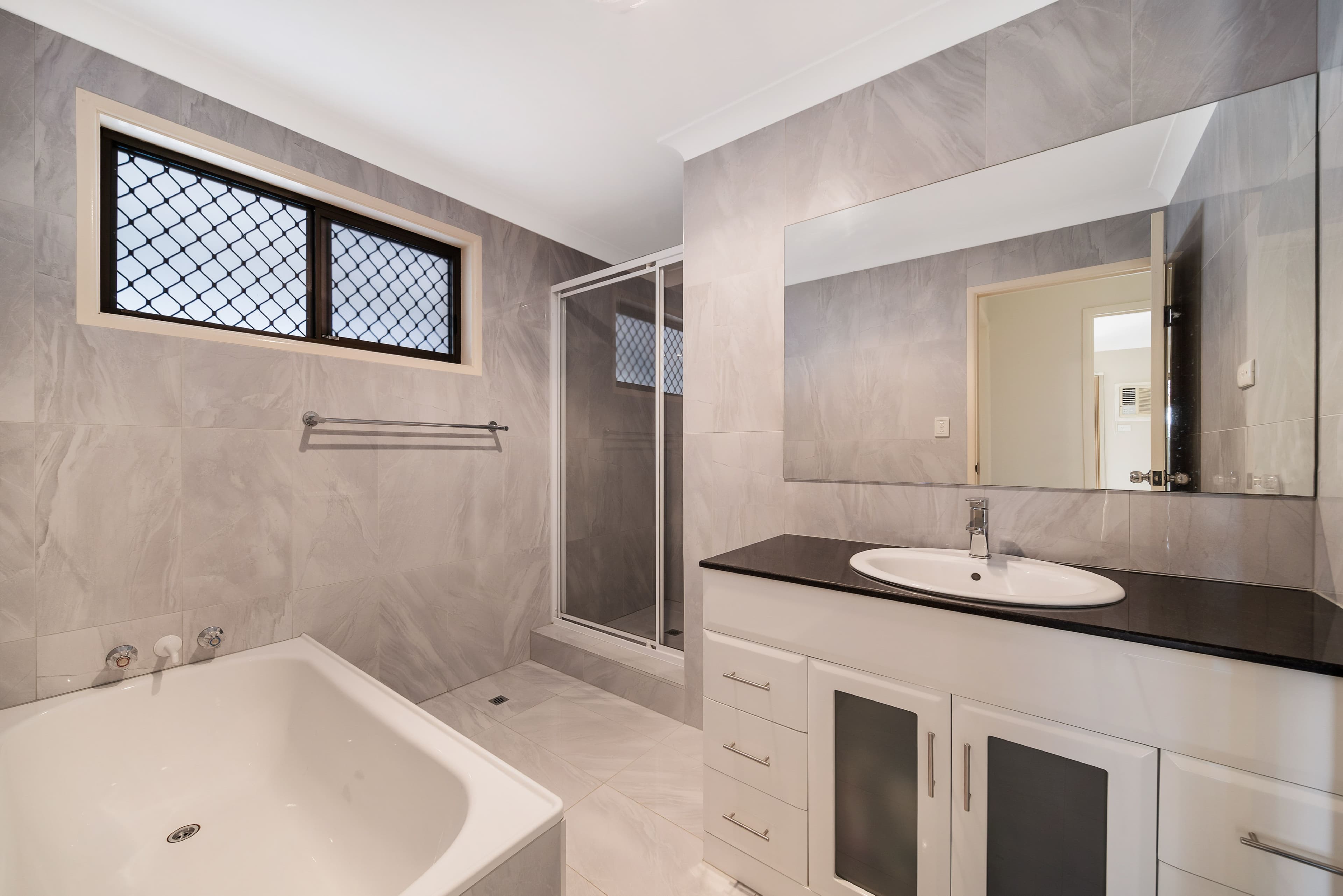 38 Blue Gum Drive, Marsden QLD 4132, Marsden - Thumbnail 5