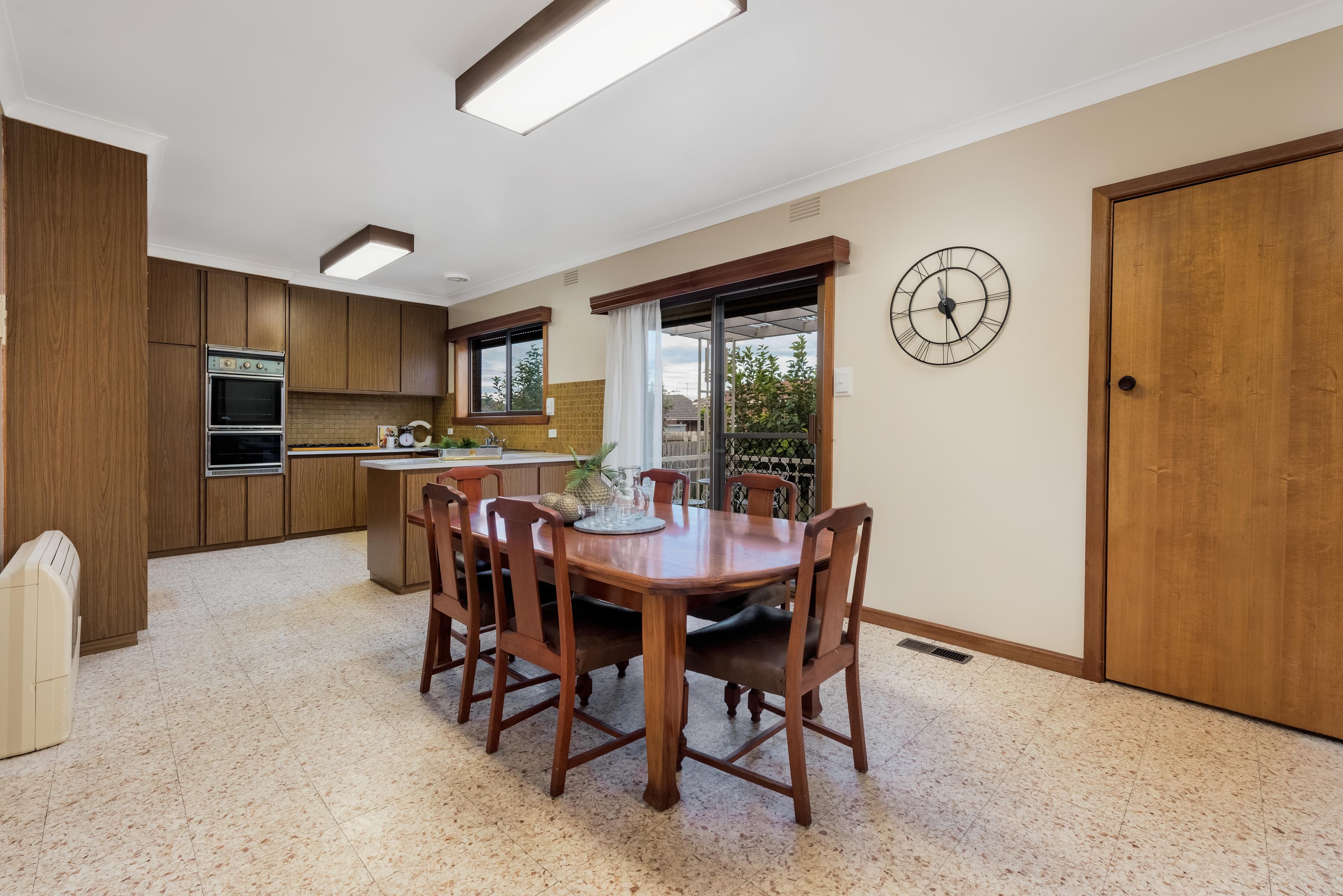 18 Luton Way, Bundoora VIC 3083, Bundoora - Thumbnail 5