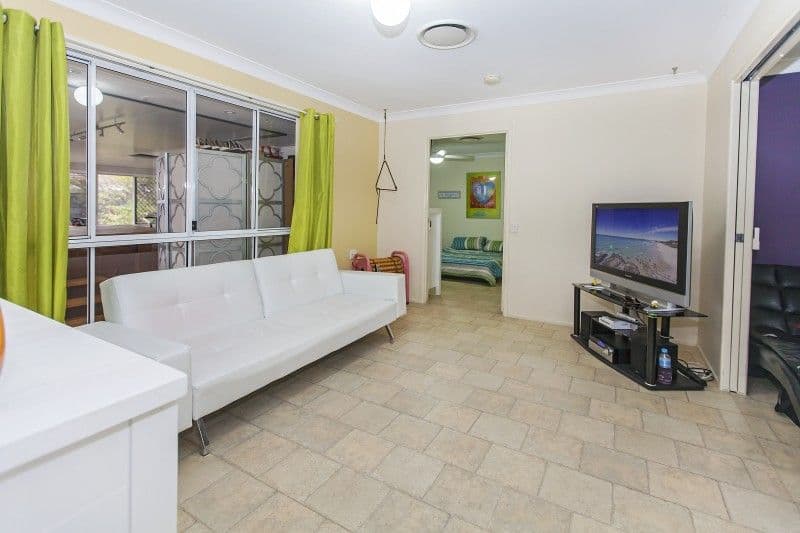 2 Ravenswood Lane, Springfield QLD 4300, Springfield - Thumbnail 3