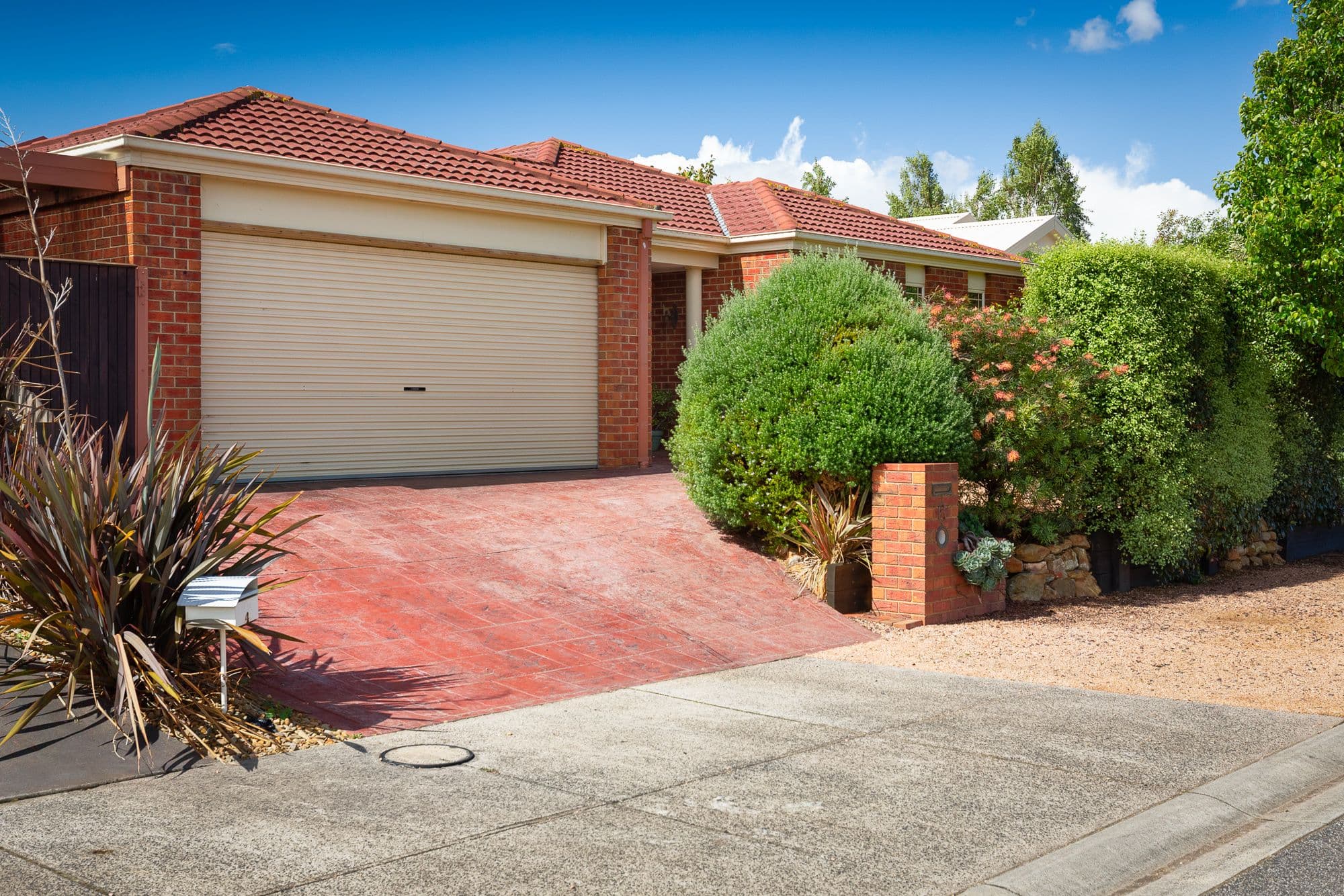 6 Stefan Drive, Berwick VIC 3806, Berwick - Thumbnail 2