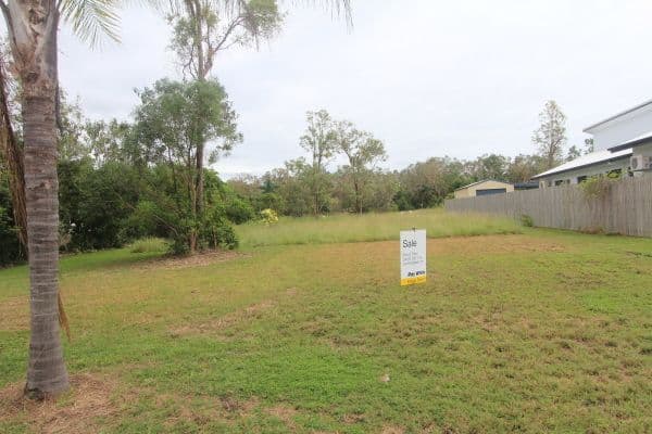 11 Virginia Court, BALGAL BEACH QLD 4816, Balgal Beach - Thumbnail 2