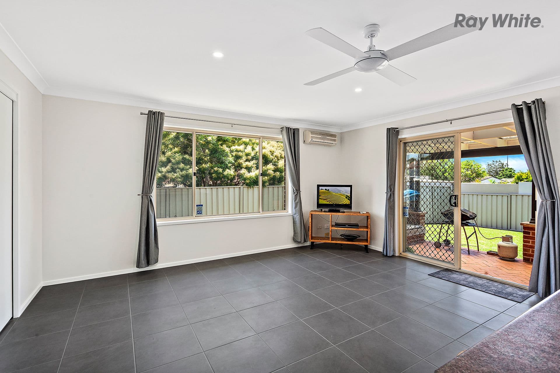 90 Burdekin Drive, Albion Park - Thumbnail 5
