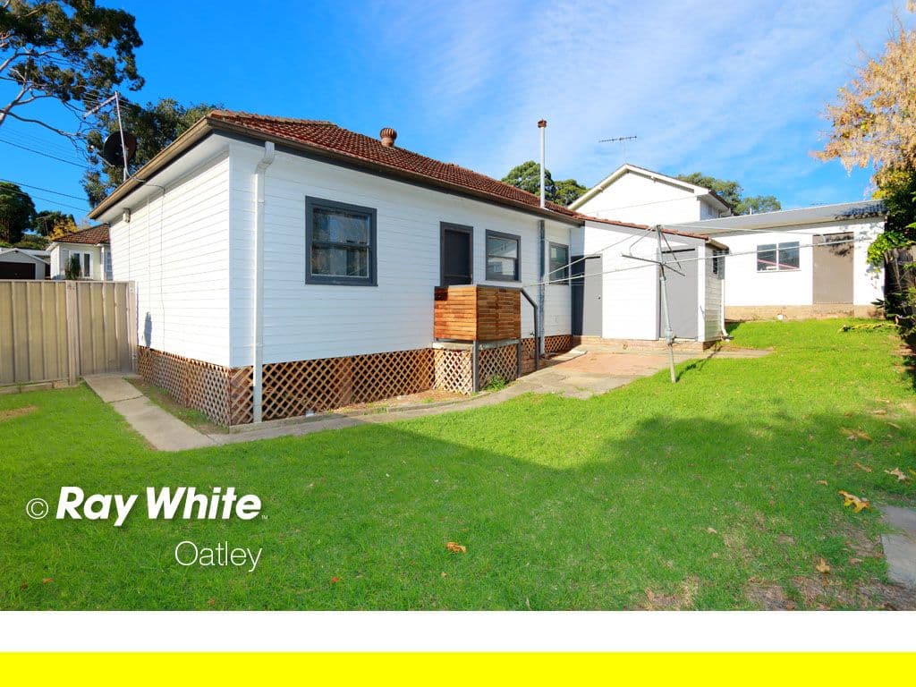 11 Coreen Avenue, Peakhurst - Thumbnail 2