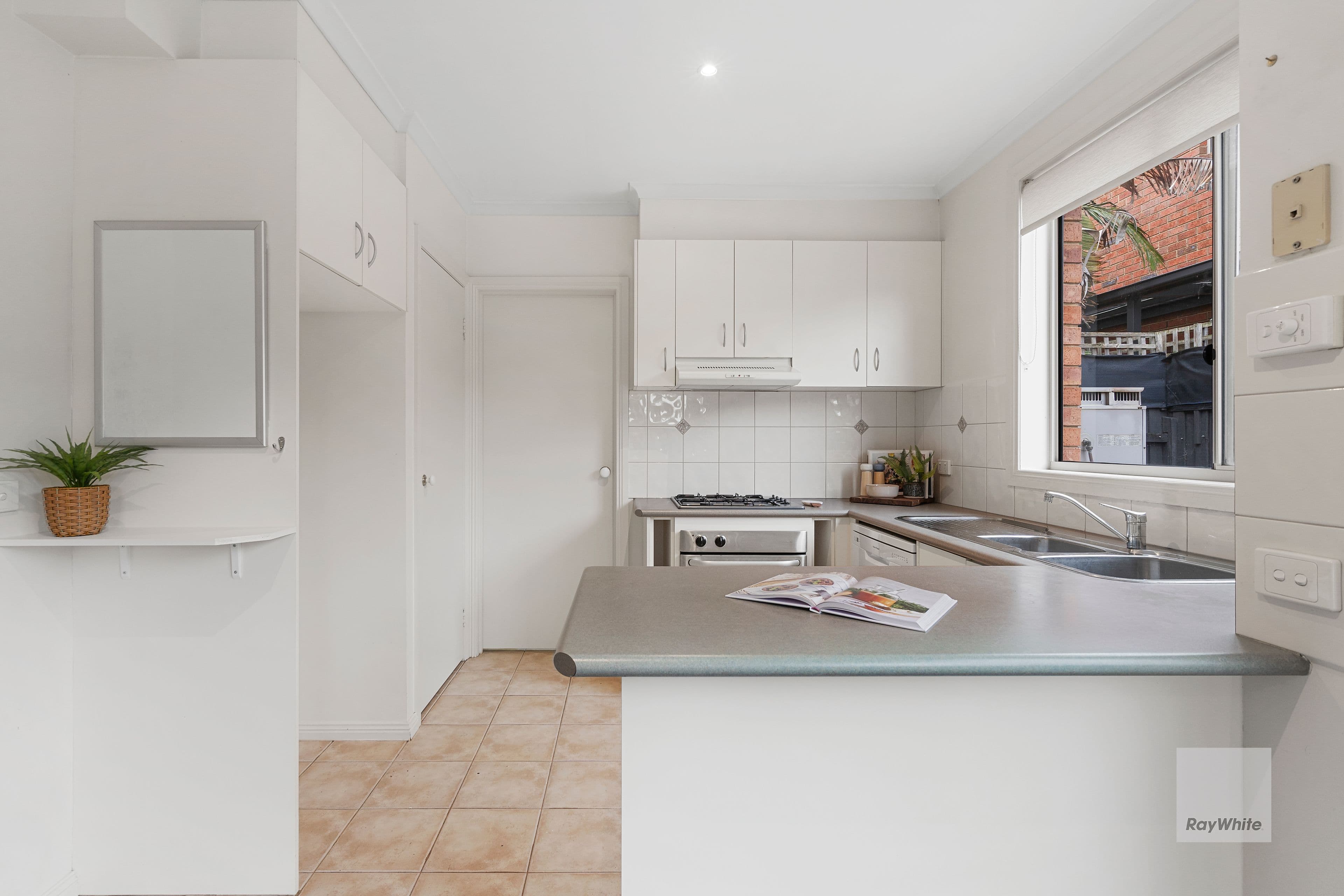 88 Josef Avenue, Bundoora VIC 3083, Bundoora - Thumbnail 5