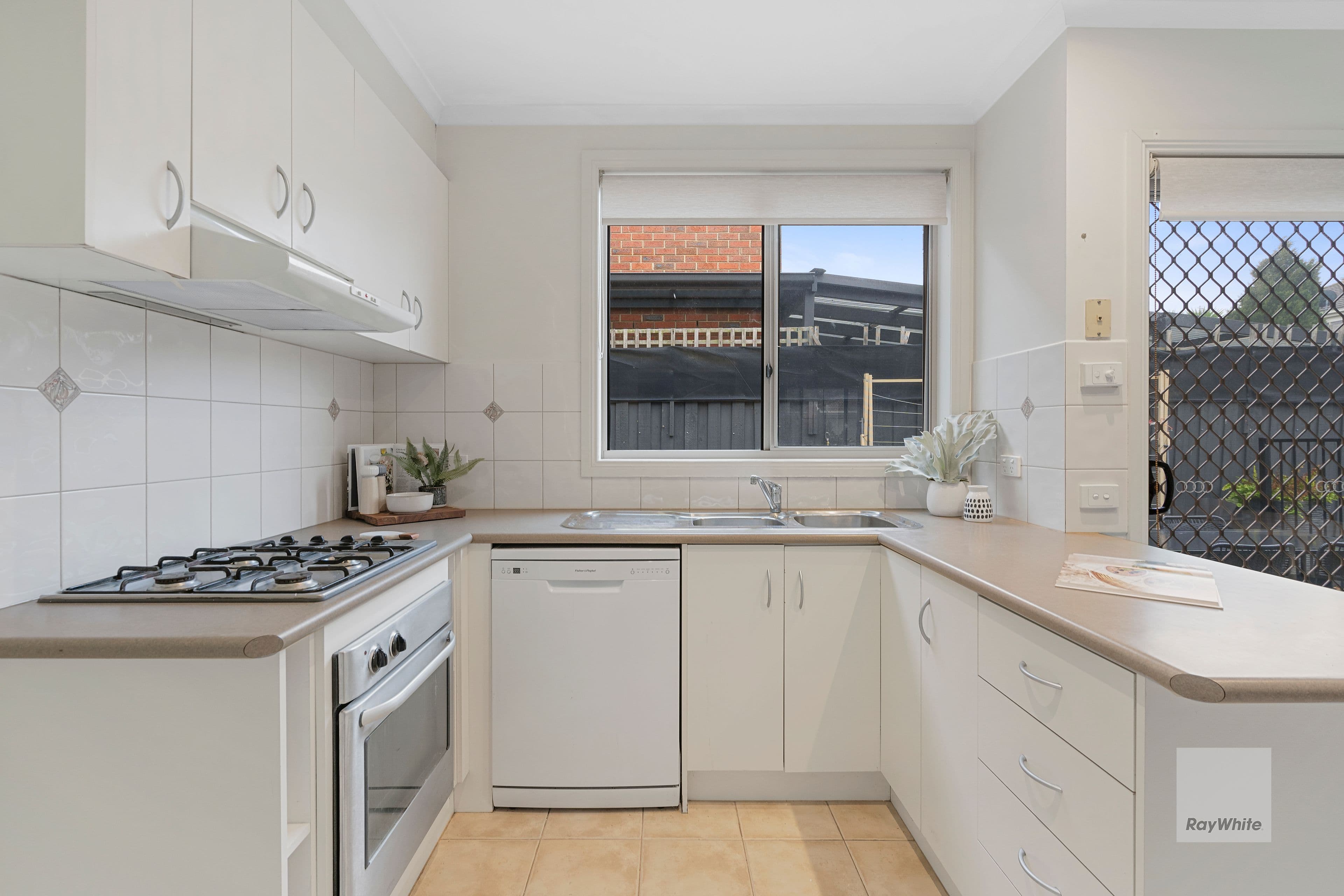 88 Josef Avenue, Bundoora VIC 3083, Bundoora - Thumbnail 6