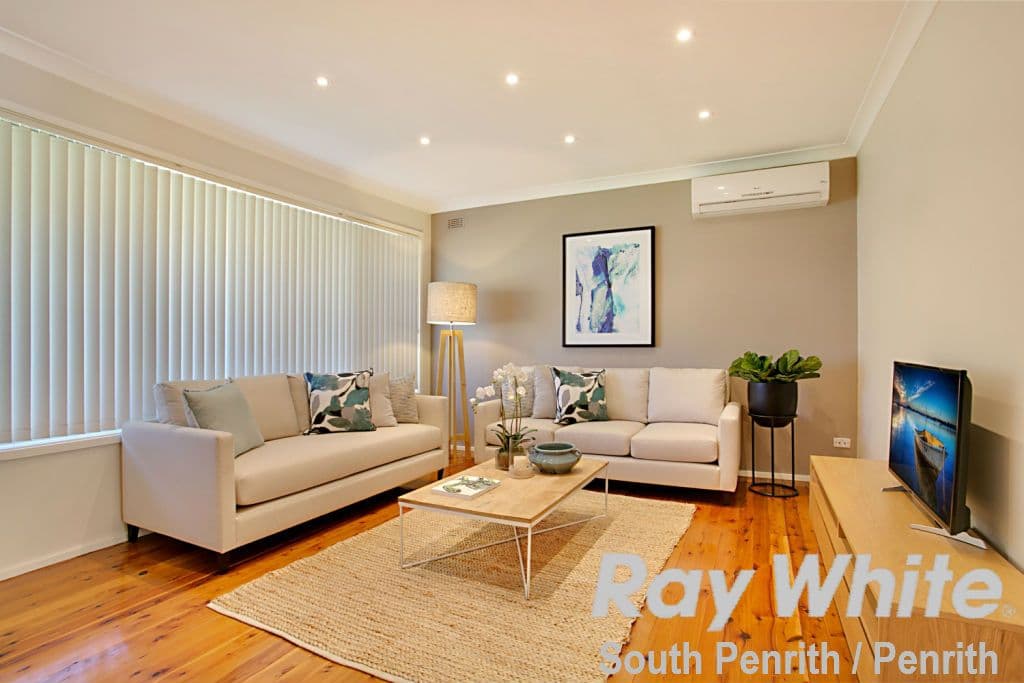 11 Burgess Road, South Penrith - Image 1