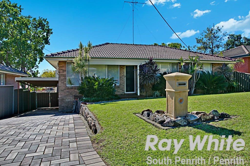 11 Burgess Road, South Penrith - Thumbnail 2