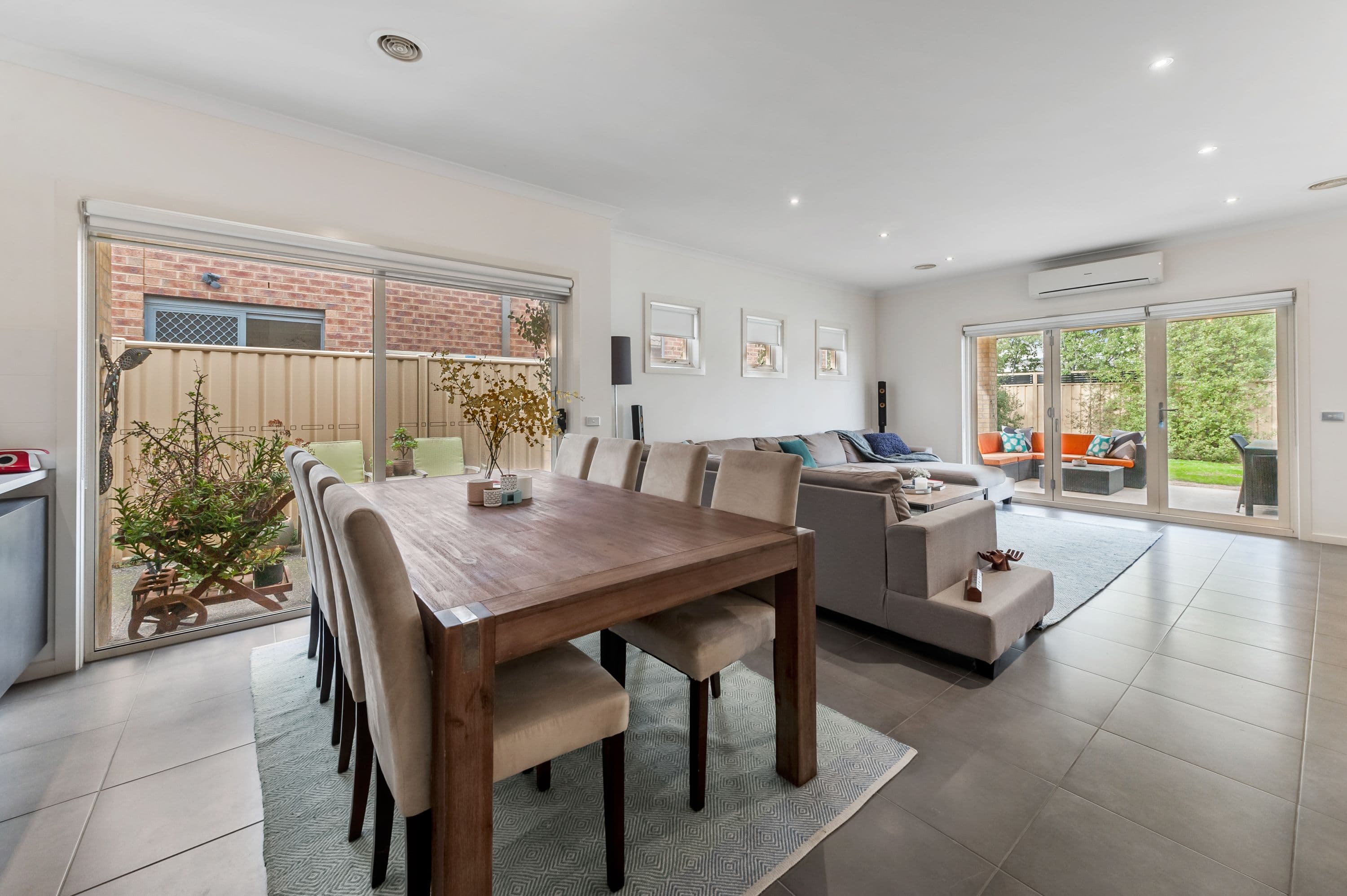 27 Gardenia Way, Caroline Springs VIC 3023, Caroline Springs - Thumbnail 6