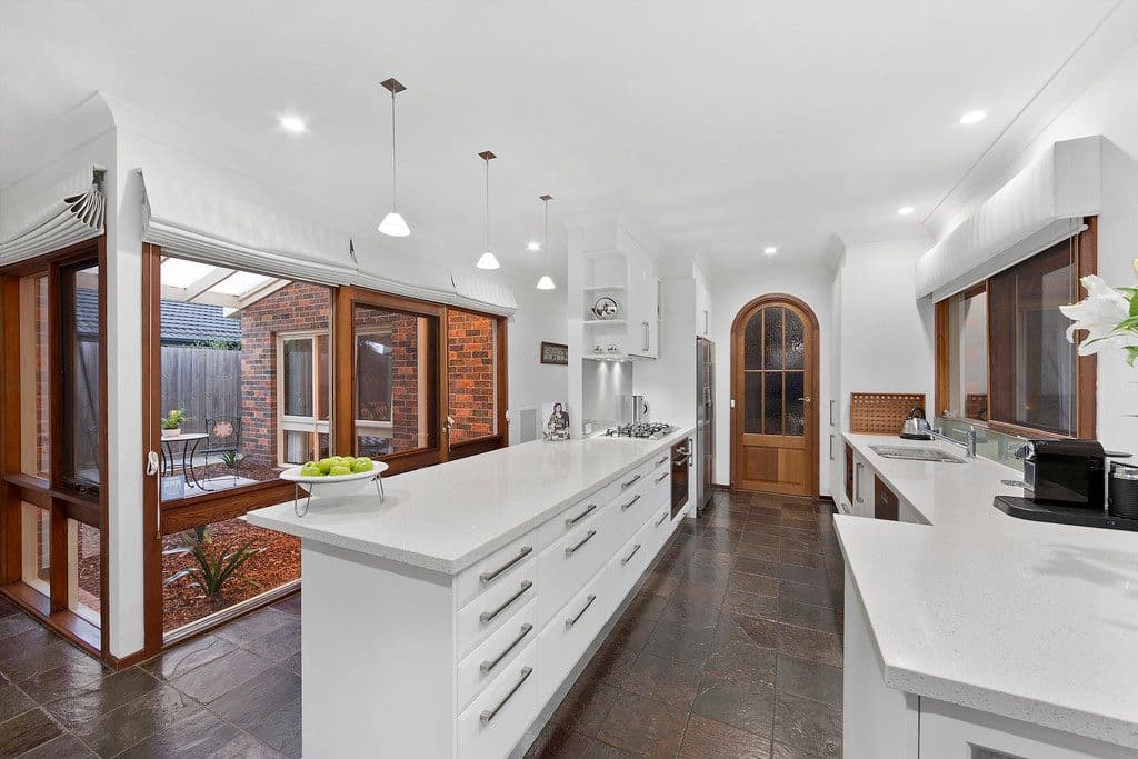 6 Lee Andy Court, Dingley Village VIC 3172, Dingley Village - Thumbnail 4