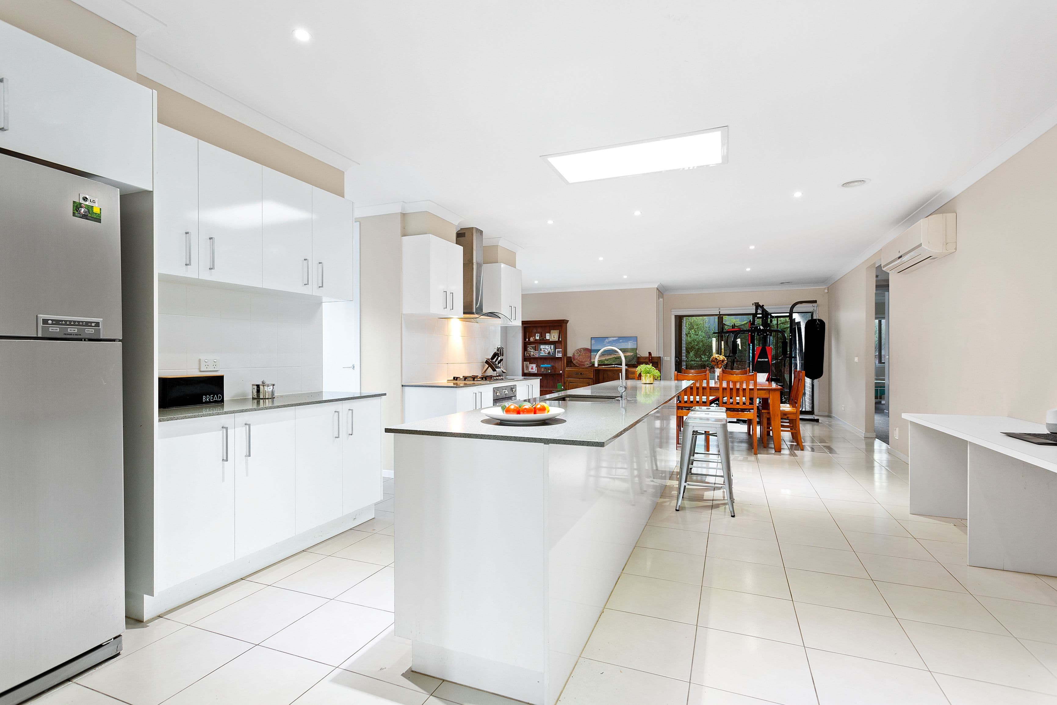 12 Clyde Road, Mernda VIC 3754, Mernda - Thumbnail 3