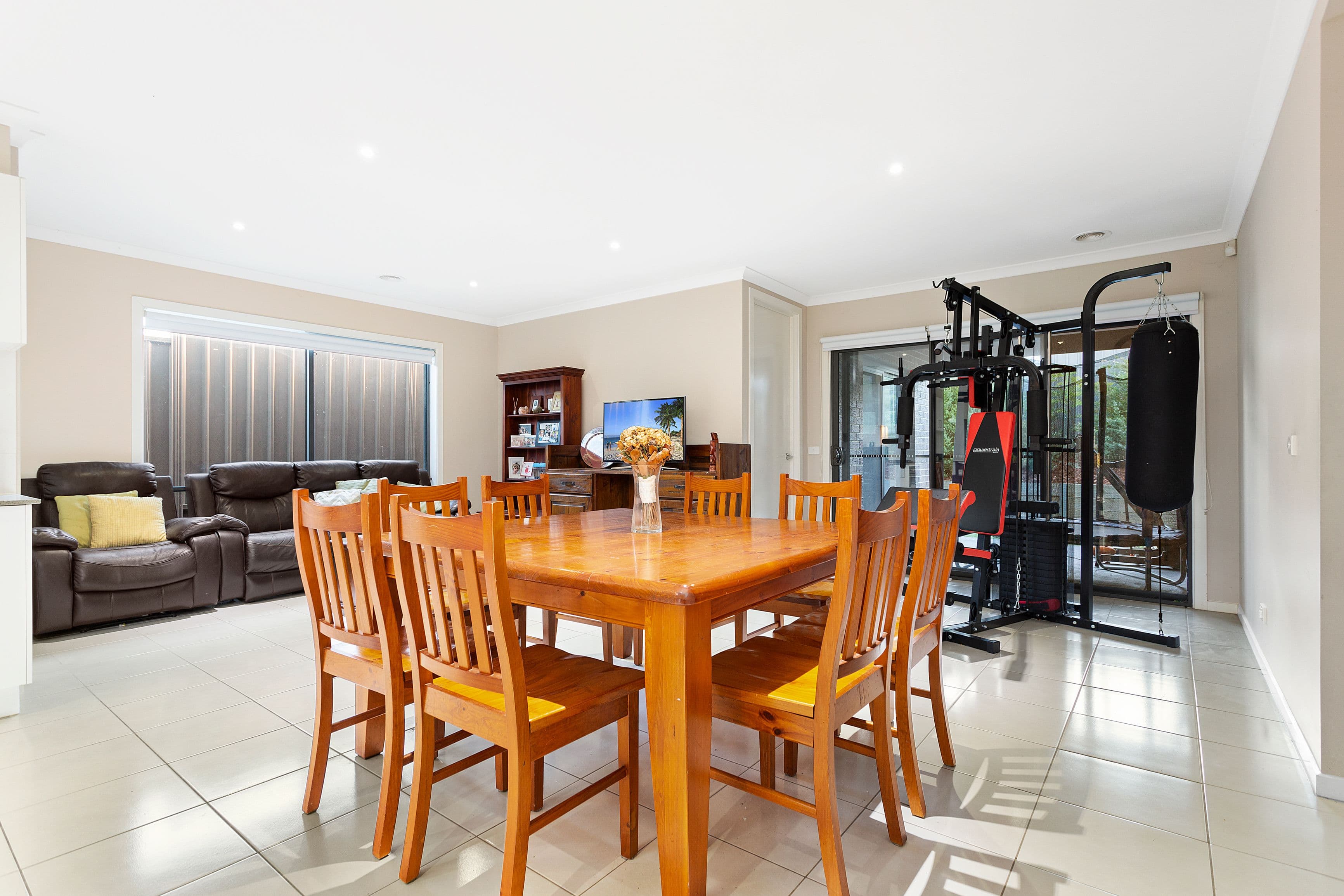 12 Clyde Road, Mernda VIC 3754, Mernda - Thumbnail 4