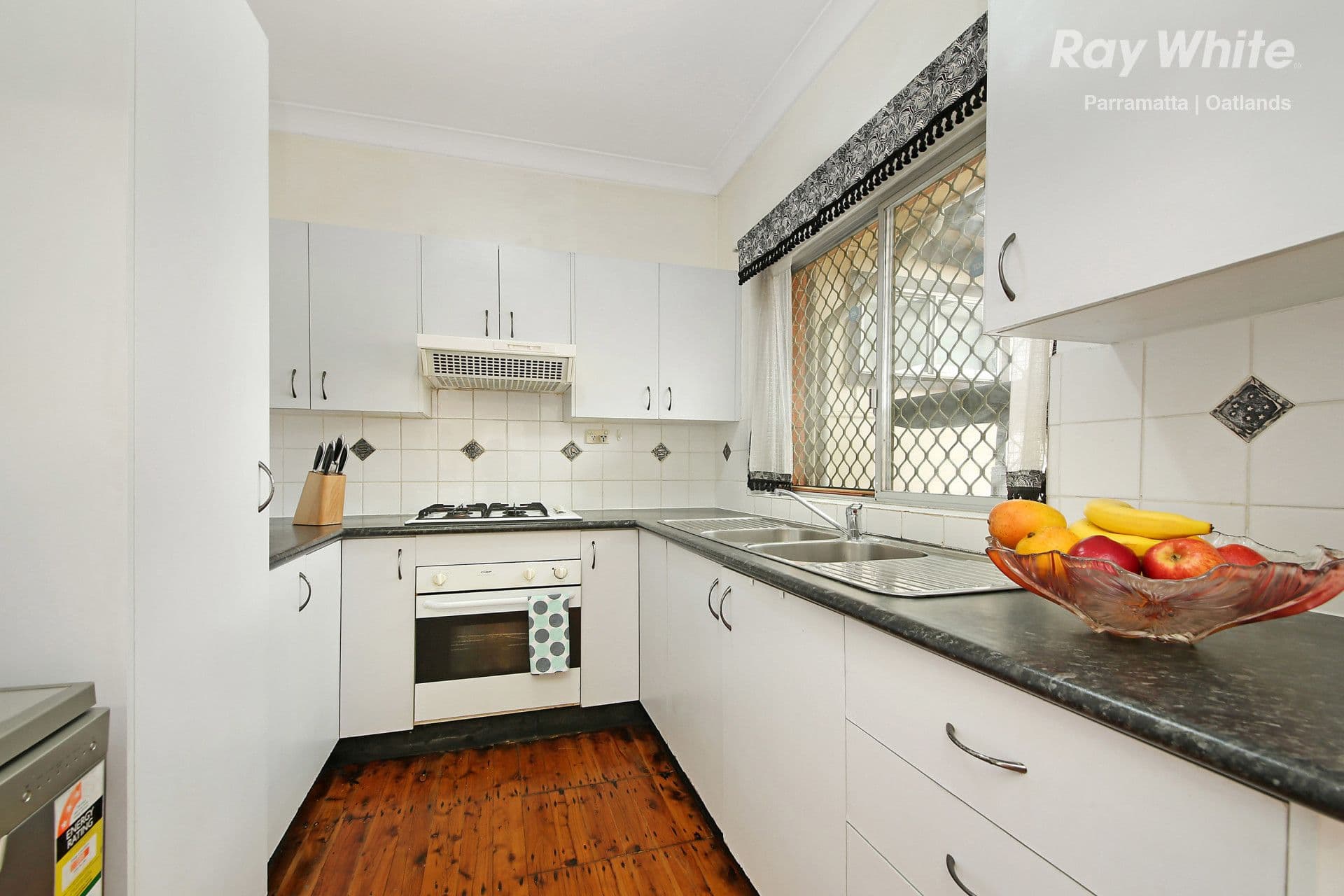 13 Nolan Crescent, Westmead - Thumbnail 3